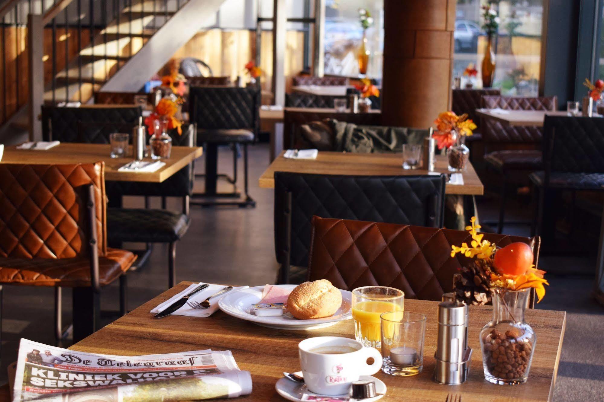 Hotel De Borgh 3*